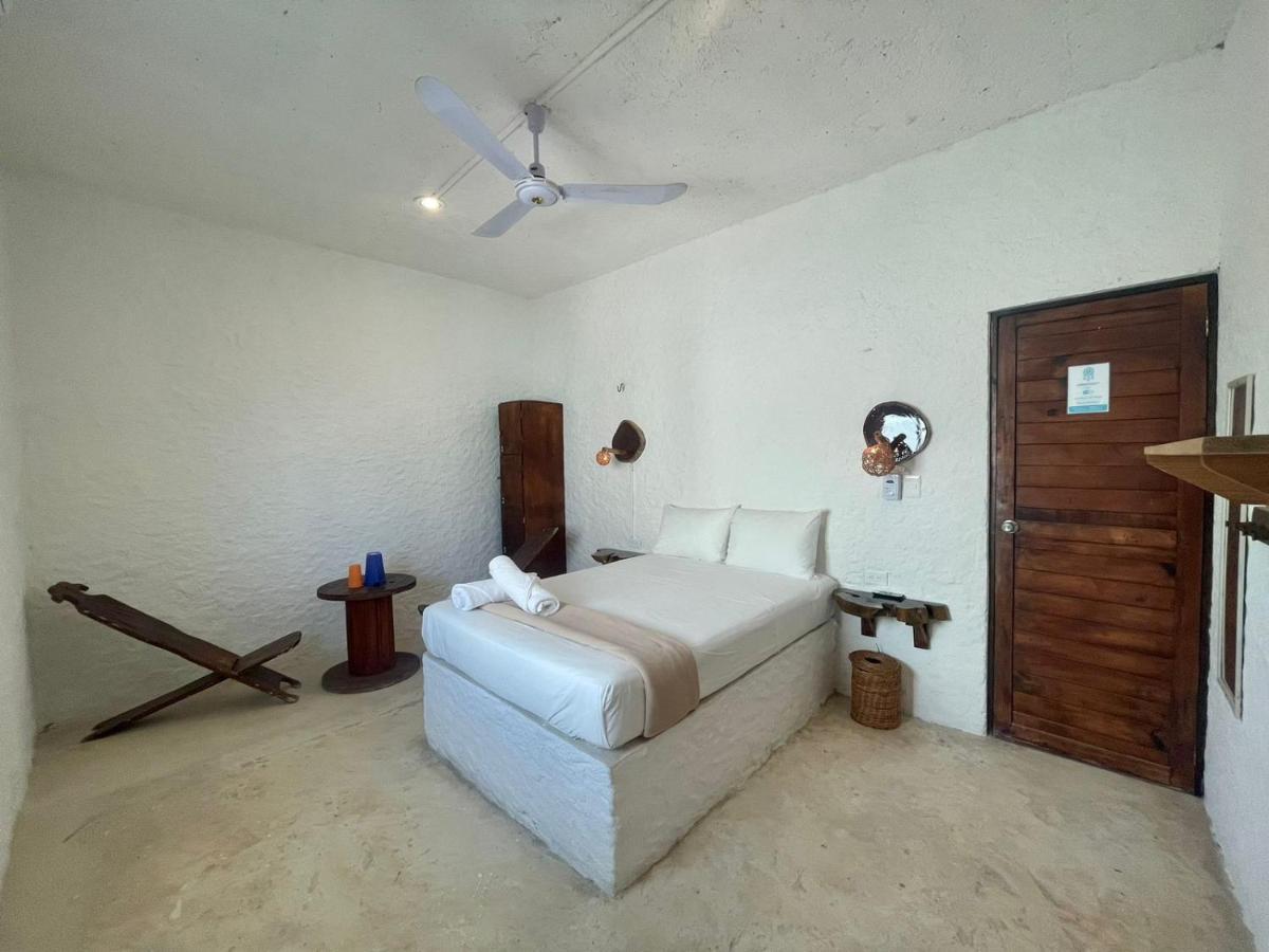 Hotel Lifestyle Kb Holbox Bagian luar foto